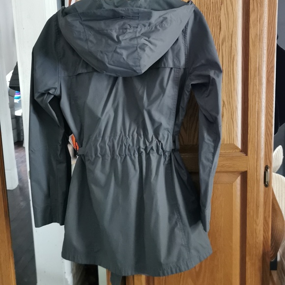 Columbia rain coat - Picture 3 of 3